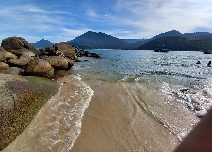 com piscina em Ubatuba-SP
